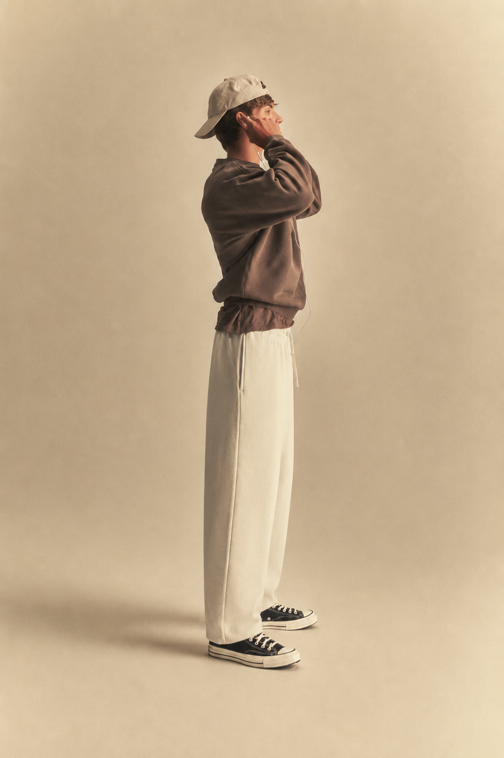 Eye Of Horus embroidered Off-White Sweatpants
